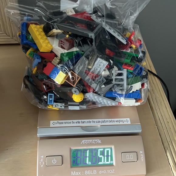 Legos with building book - Picture 11 of 11